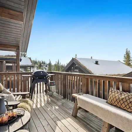 Feriehus Large Family At With In-ski Out