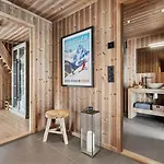 Large Family At With In-ski Out Tatil Evi